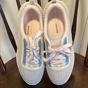 Court Classic Slip Resistant Low Top Skateboard Shoe NWOT